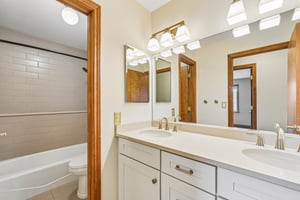 Conifer Dr-S0910-024.jpg