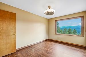 Conifer Dr-S0910-027.jpg