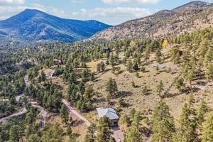 Conifer Dr-S0910-077.jpg