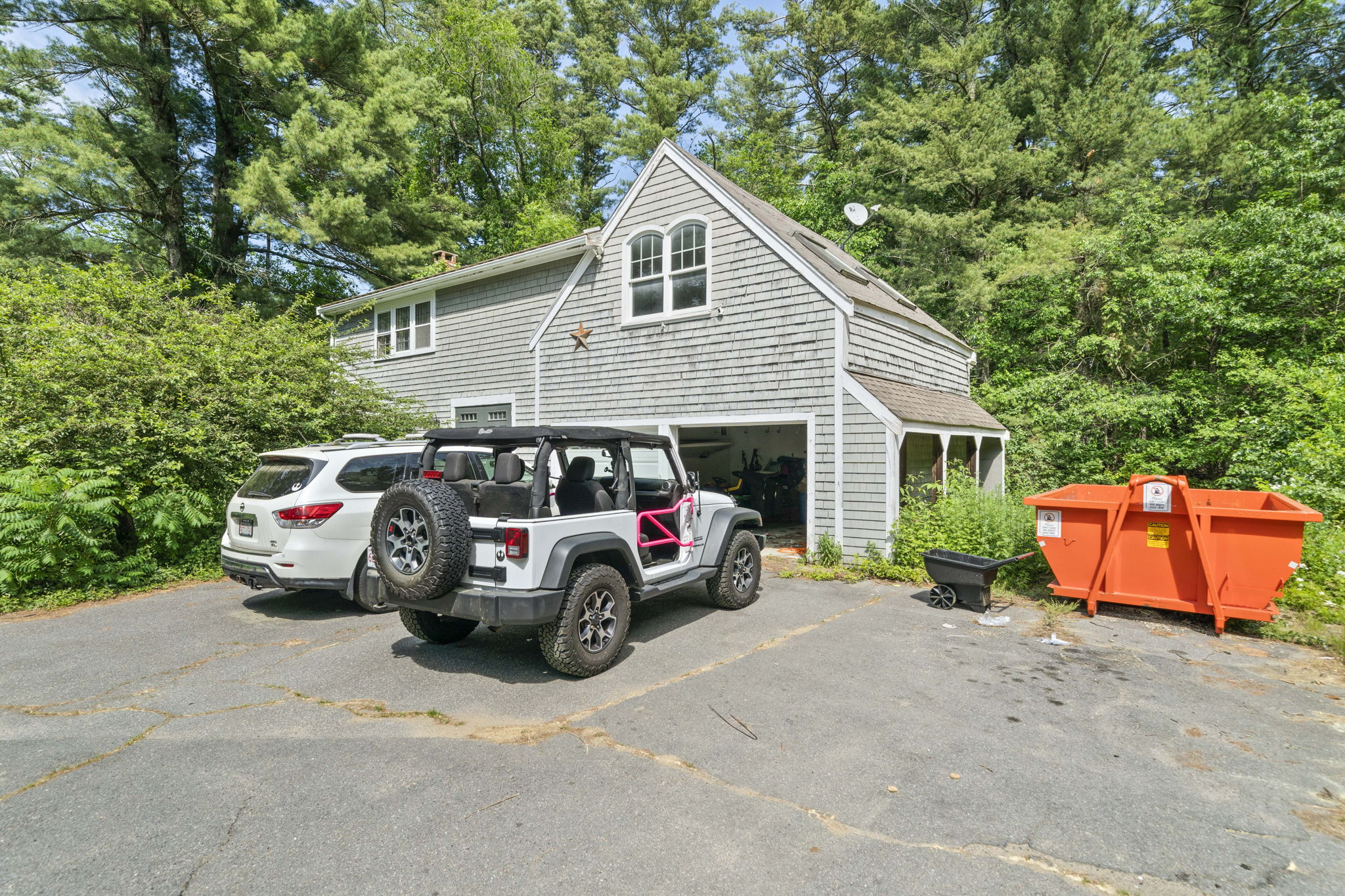  Photo 42