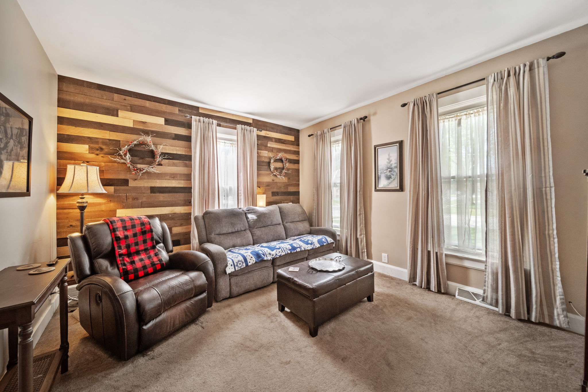 Family Room - 350 Harrison