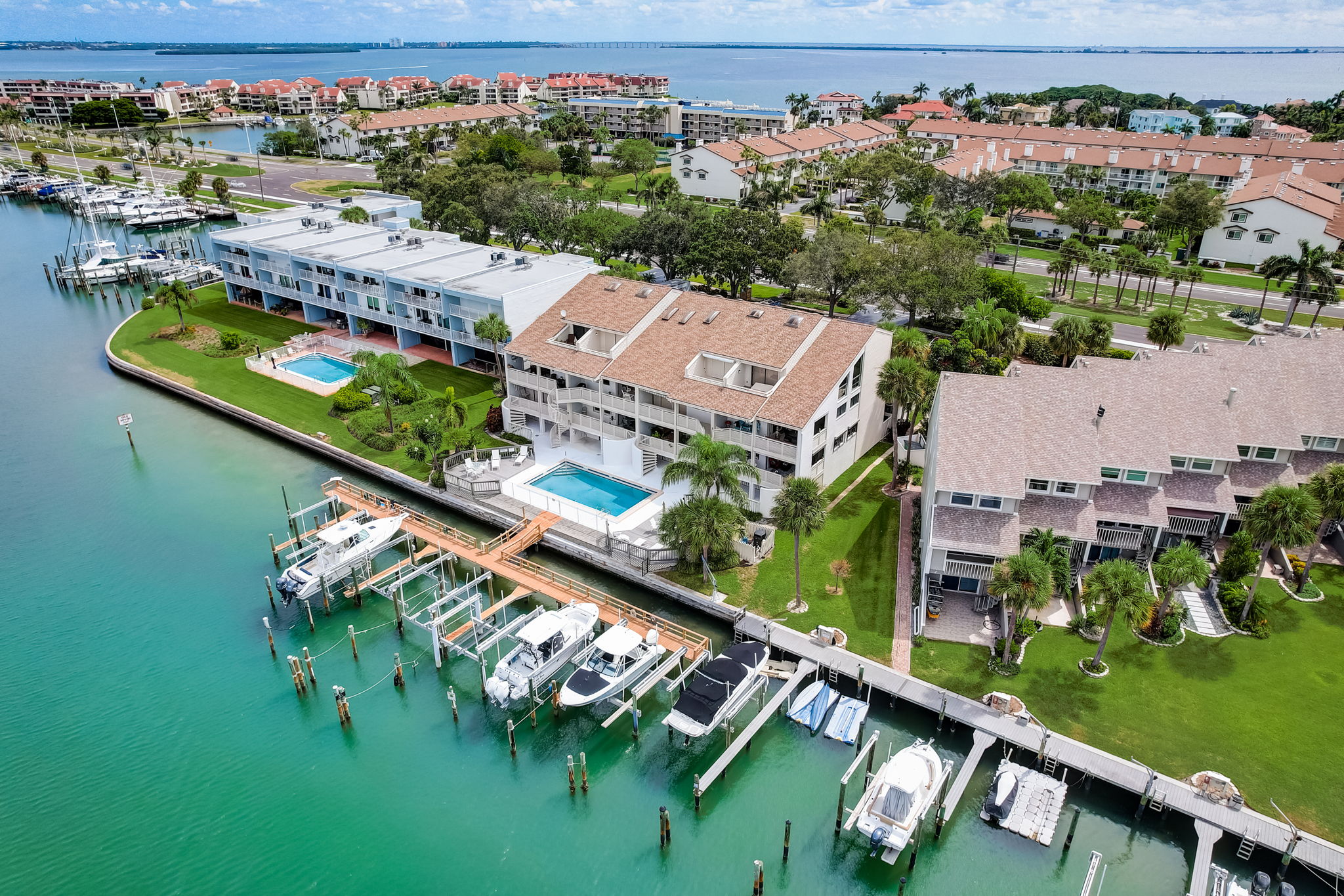 Pinellas Bayway S 1-084