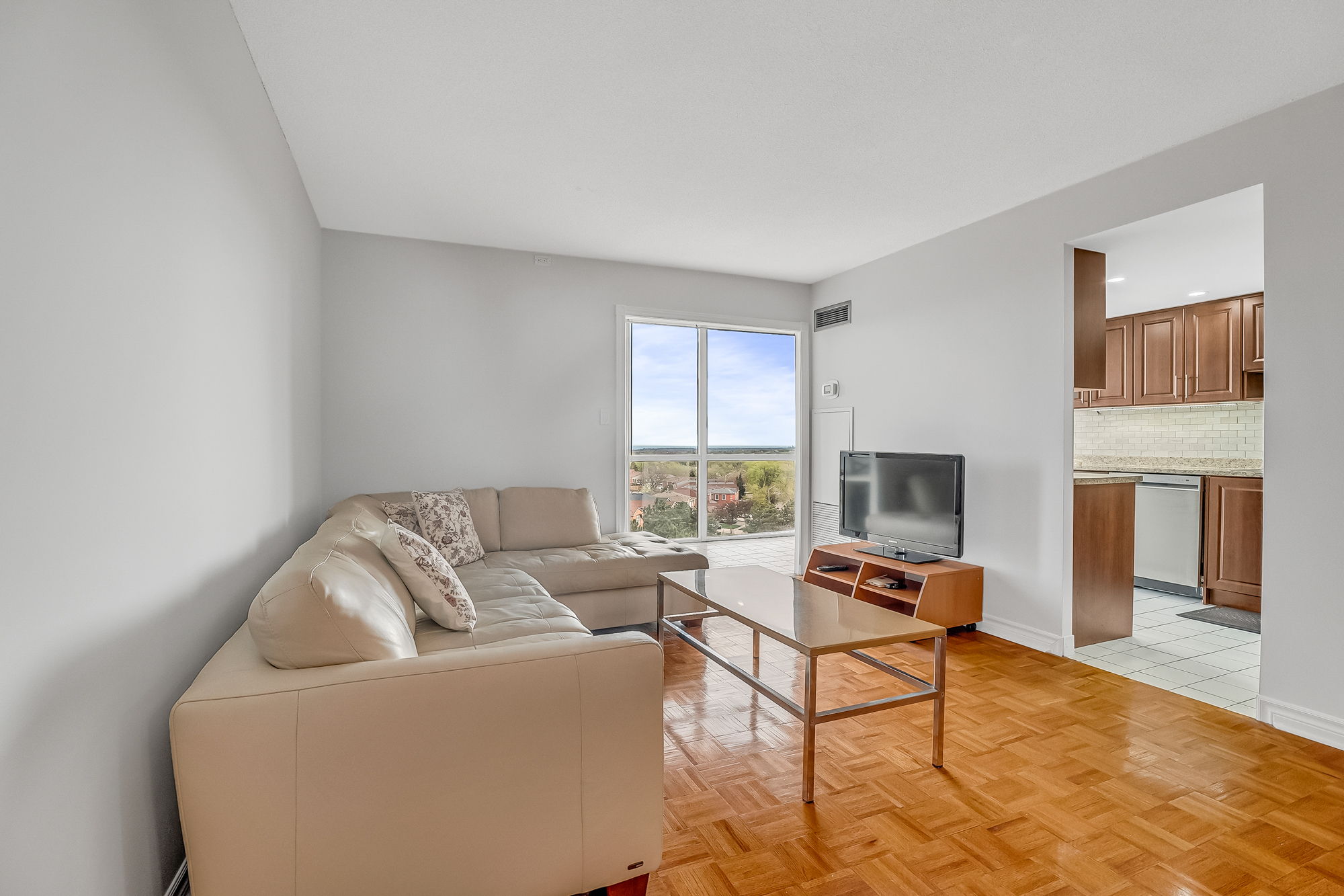 11-living room1