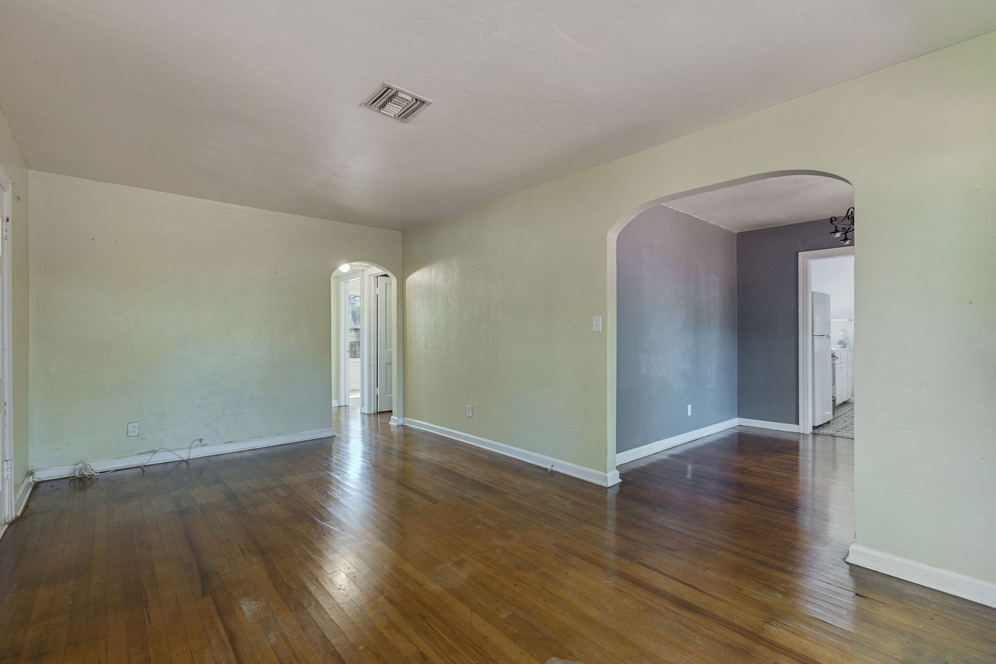 AB3_3500 6th Ave N-9