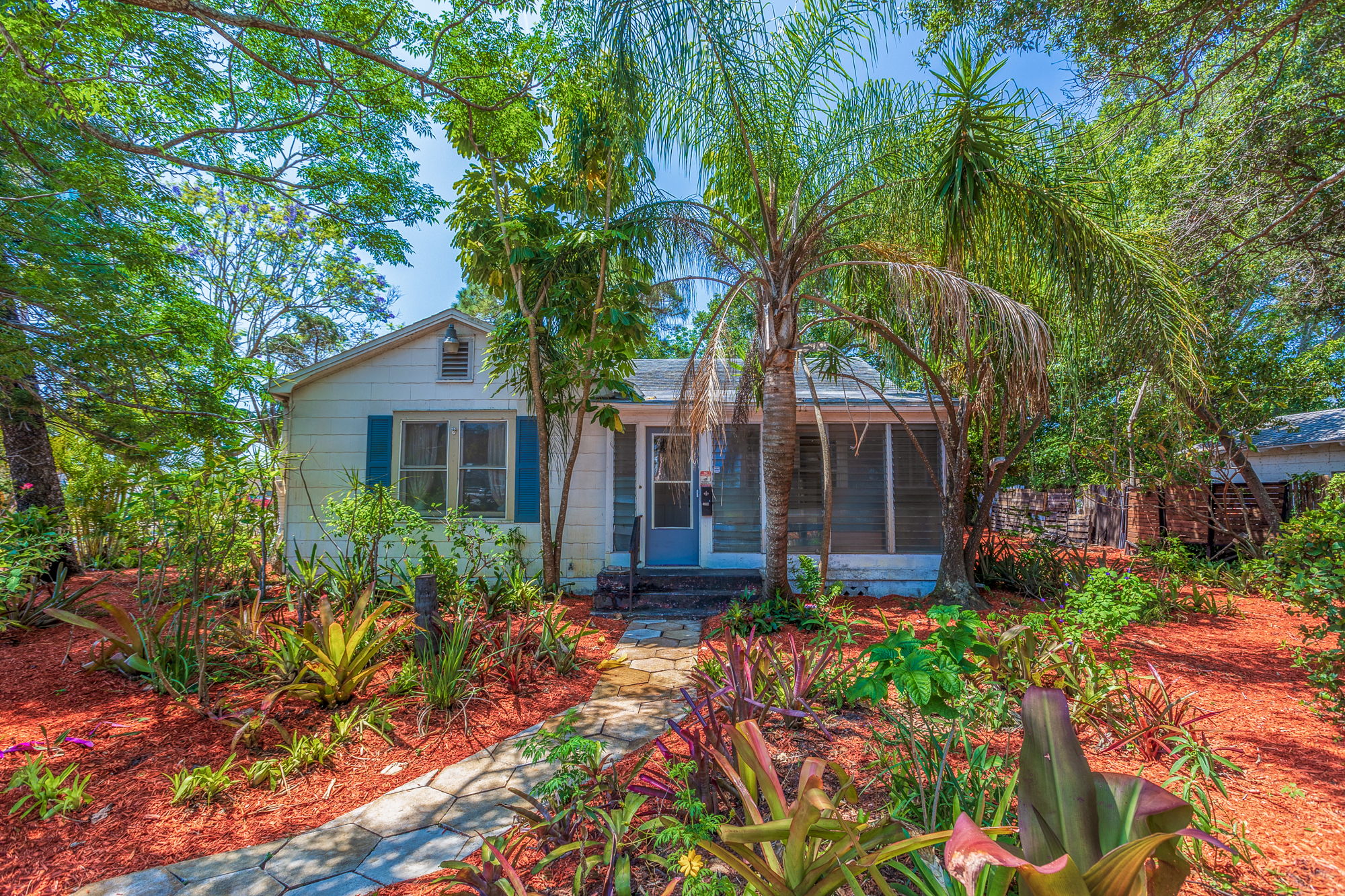 AB3_3500 6th Ave N-1