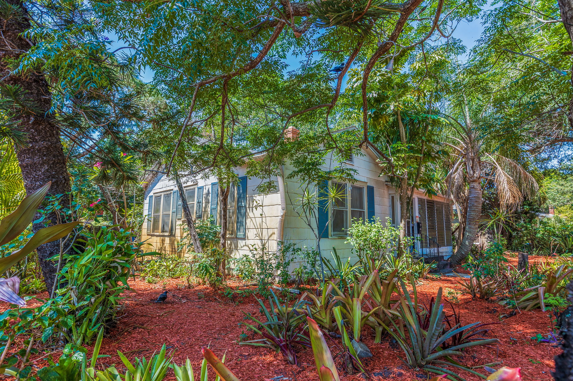 AB3_3500 6th Ave N-32