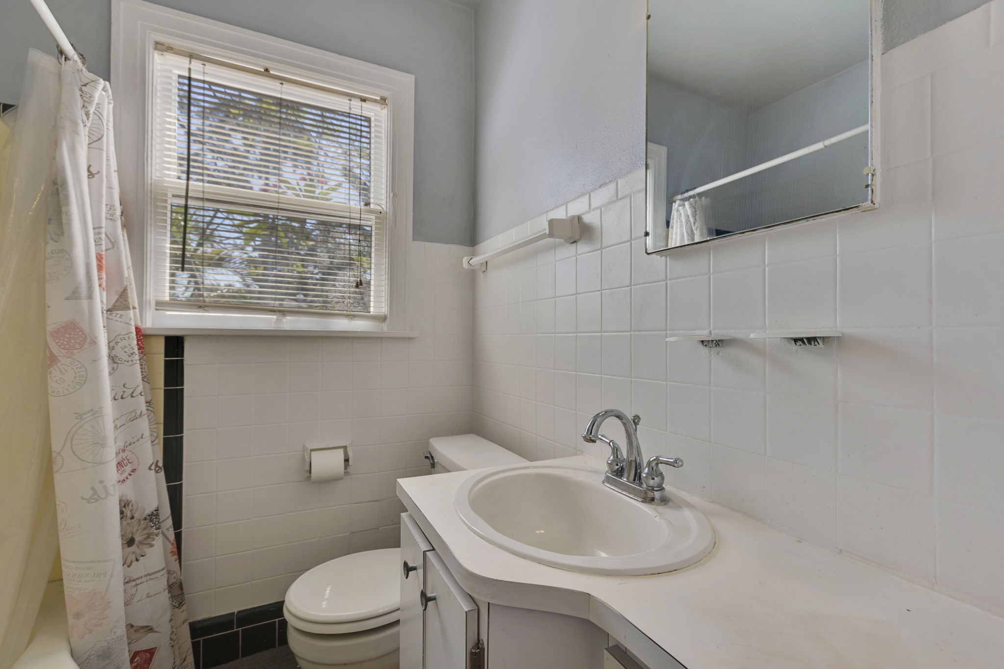 AB3_3500 6th Ave N-14