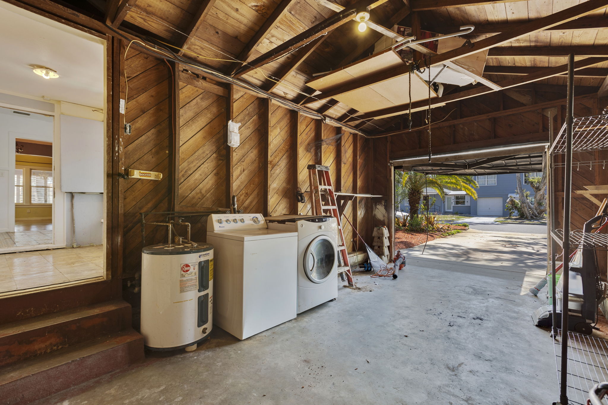 AB3_3500 6th Ave N-26