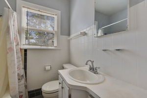 AB3_3500 6th Ave N-14