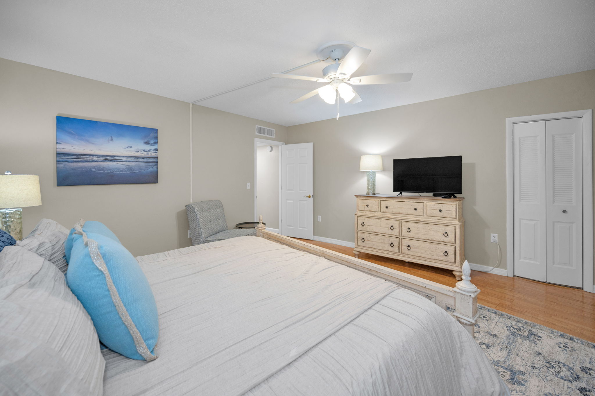 Bedroom1c