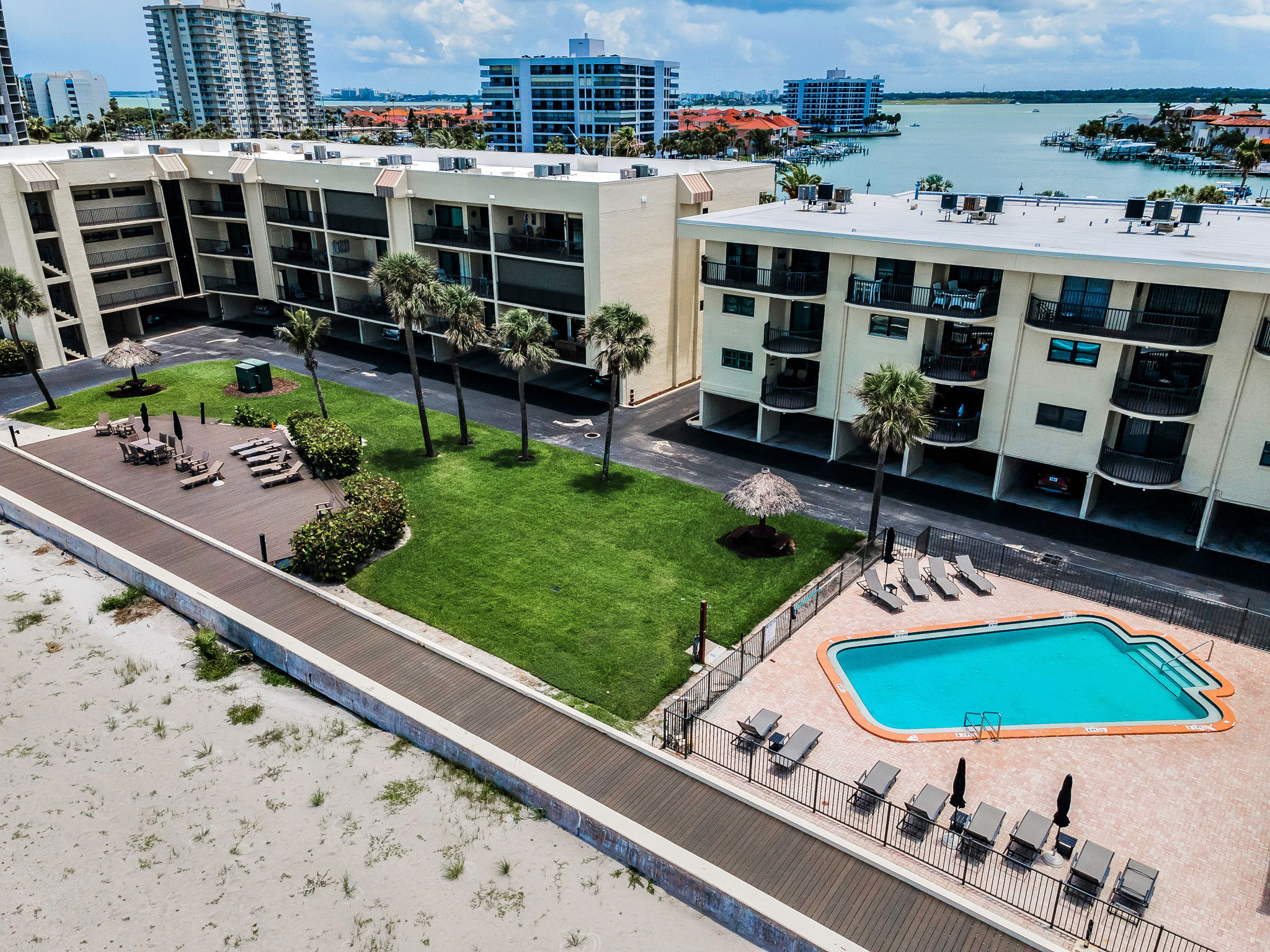 Pool and Beach2