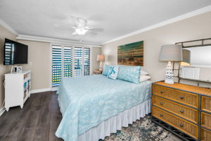 Primary Bedroom1a