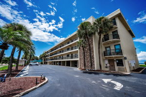 Front Exterior6