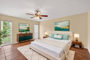 DSC08171 virtually staged.jpeg