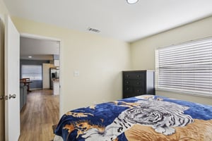 Reynolds St-S2912-017.jpg