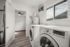  Photo 36