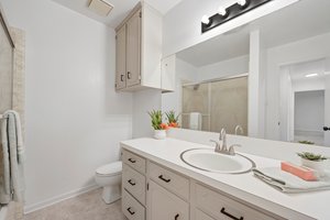  Photo 16