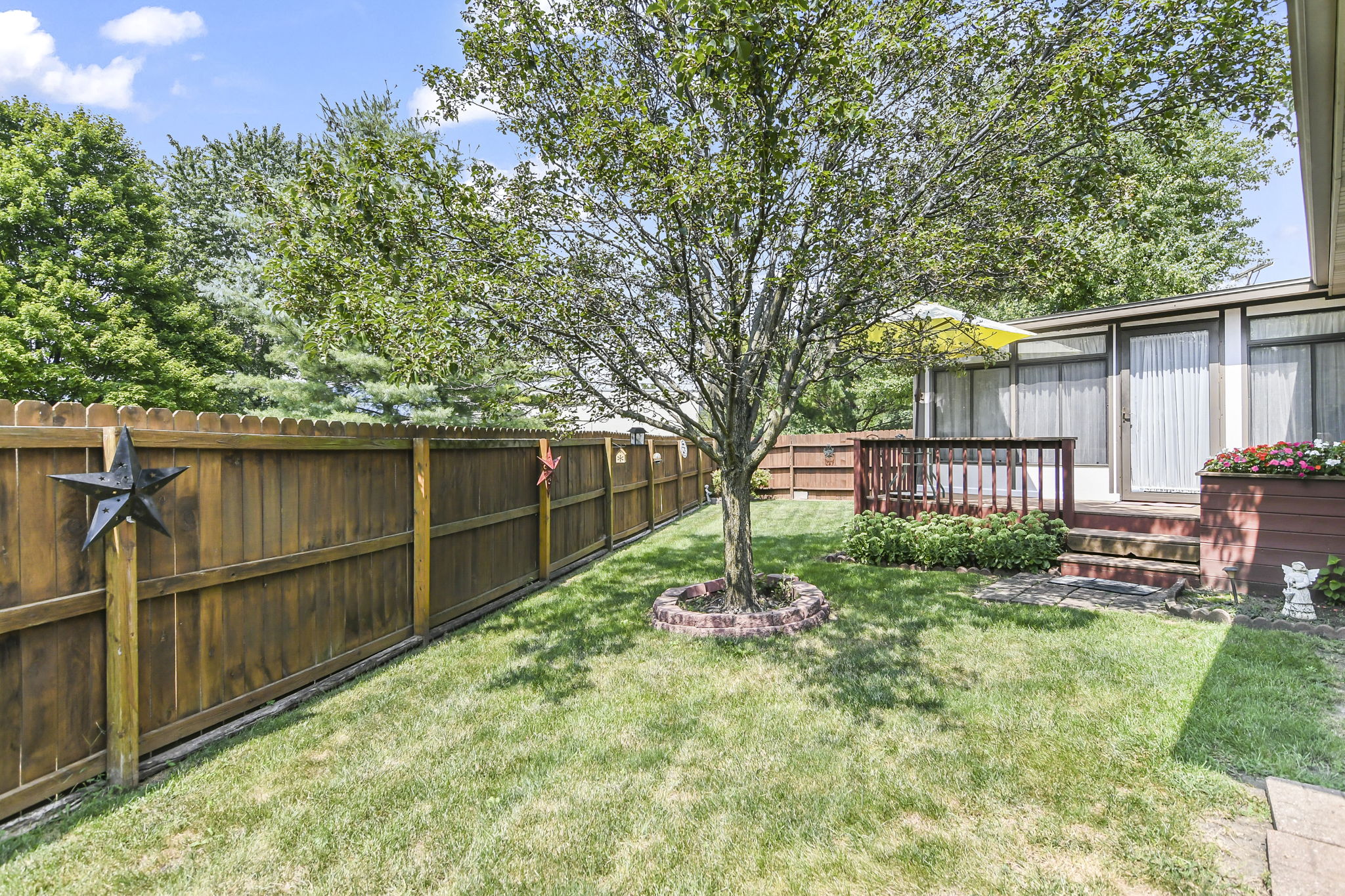 3503 Aberdeen Ct, Springfield, IL 62704 | Design Eyes Photography