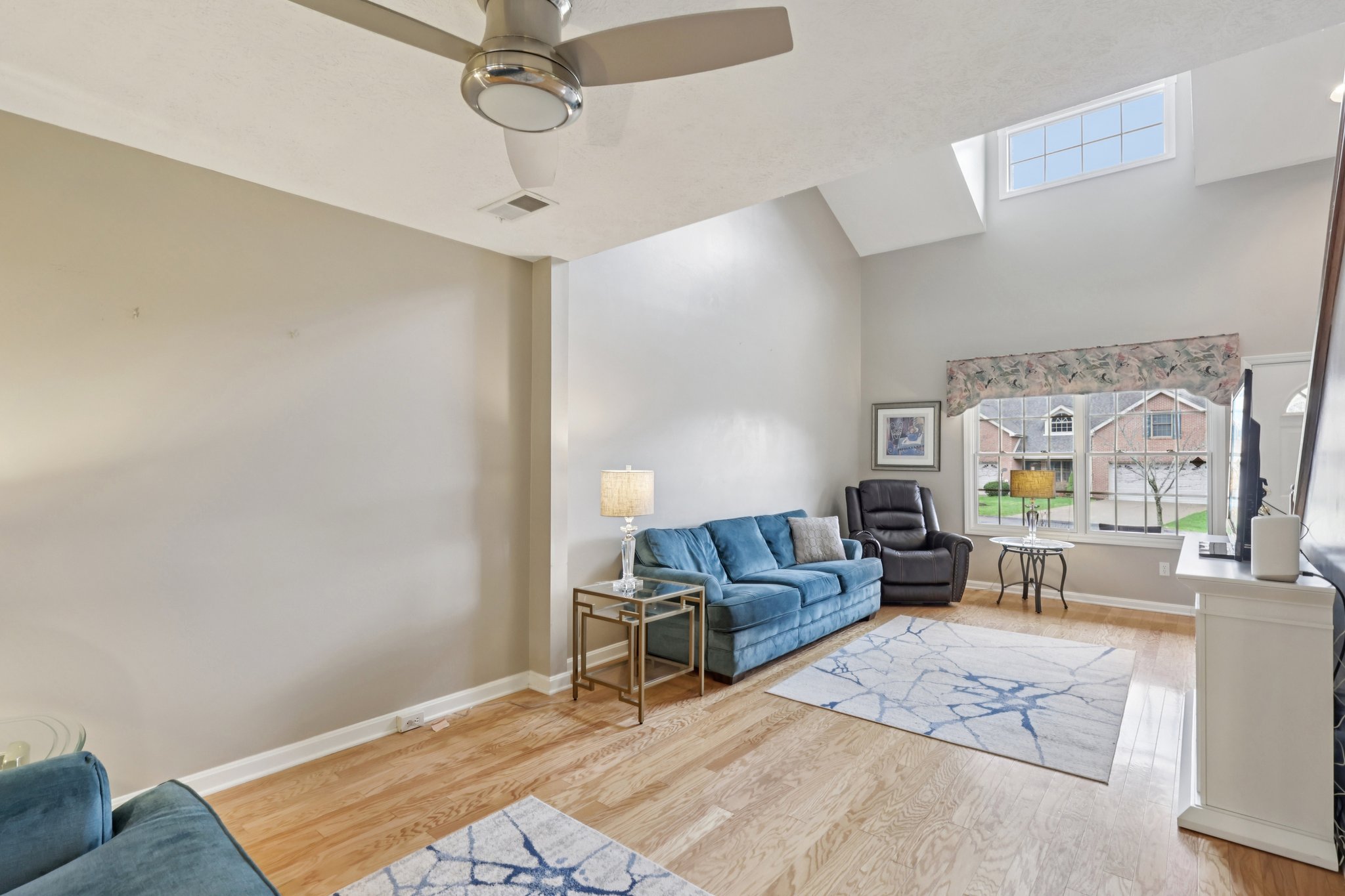 Chrismar Ct-S2403-012.jpg