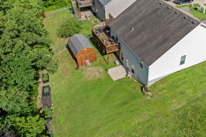  Photo 32