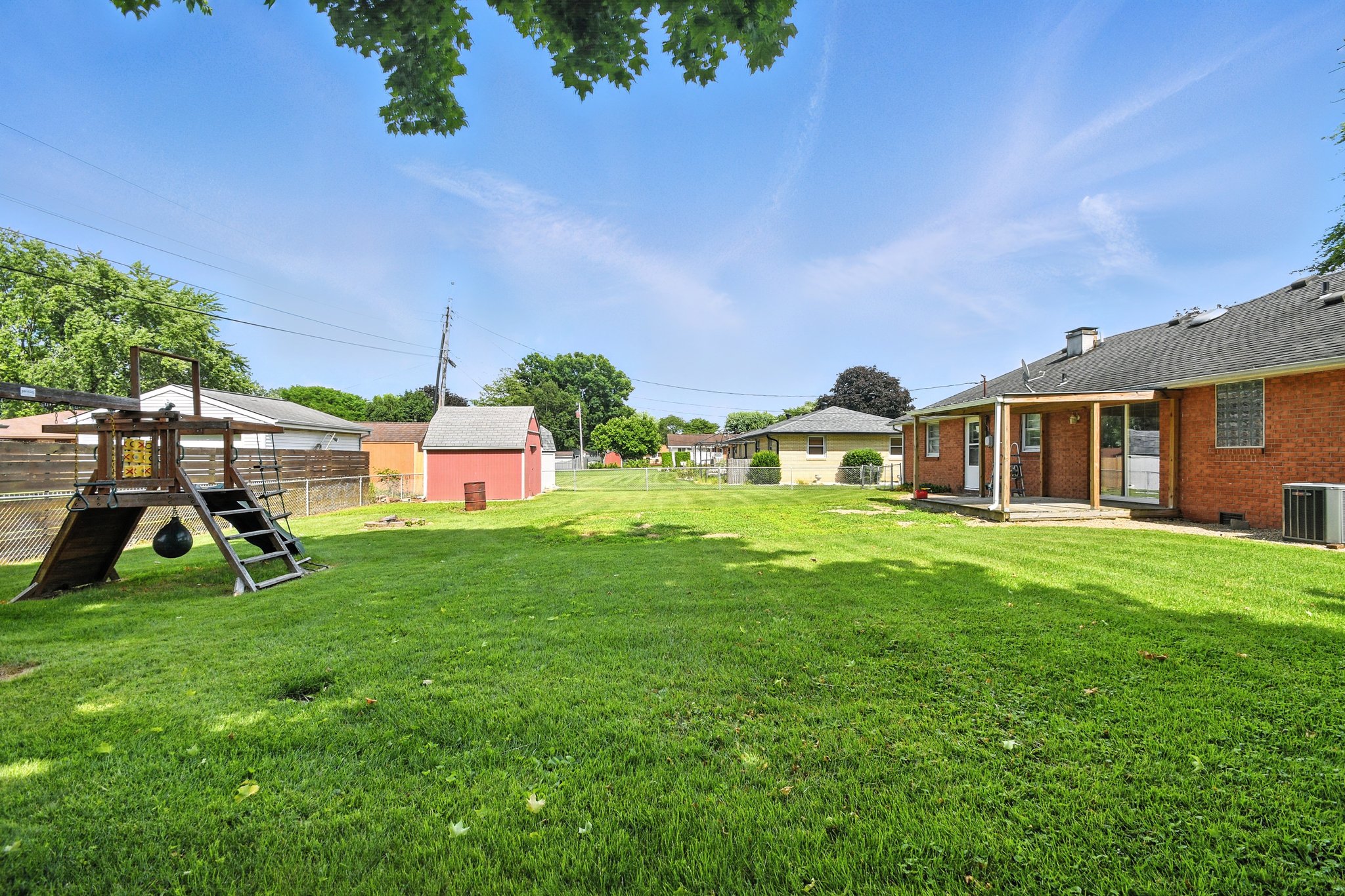  Photo 25