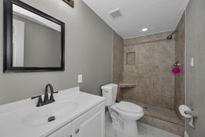 Bathroom 2a