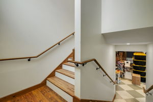  Photo 49