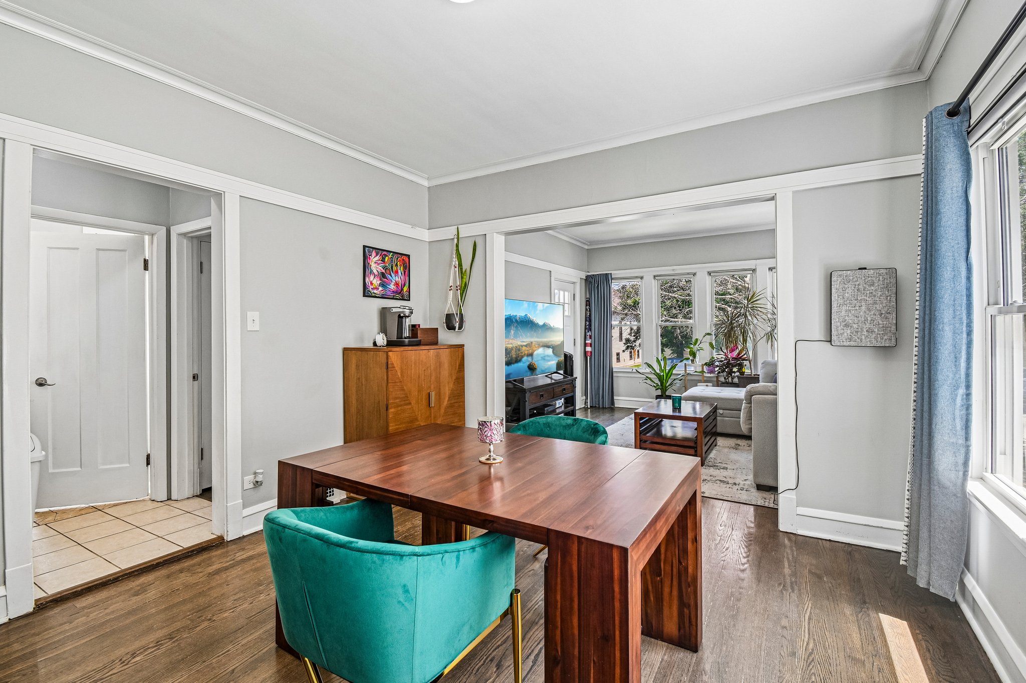3506 N Narragansett Ave-S0907-010.jpg
