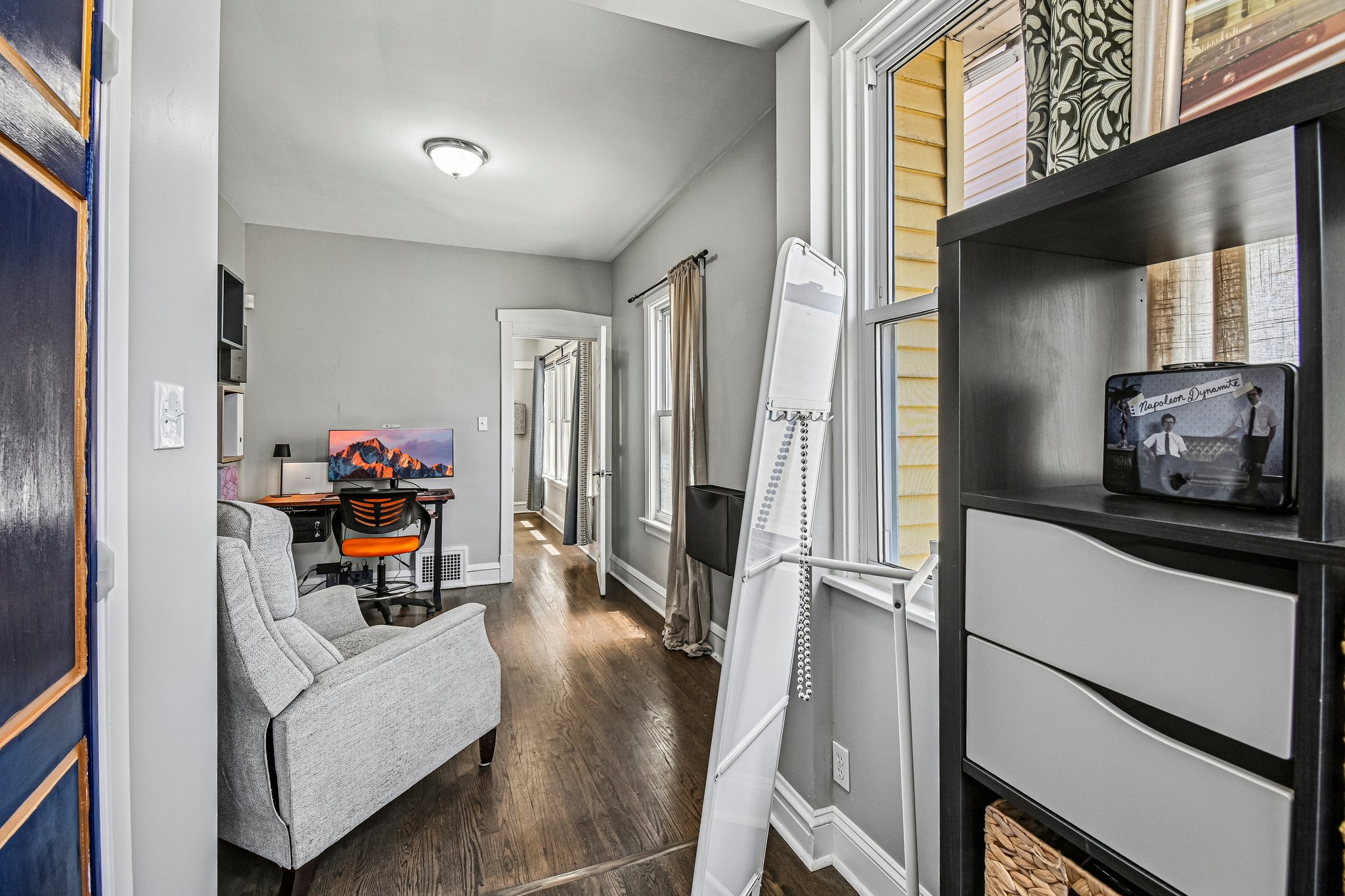 3506 N Narragansett Ave-S0907-019.jpg