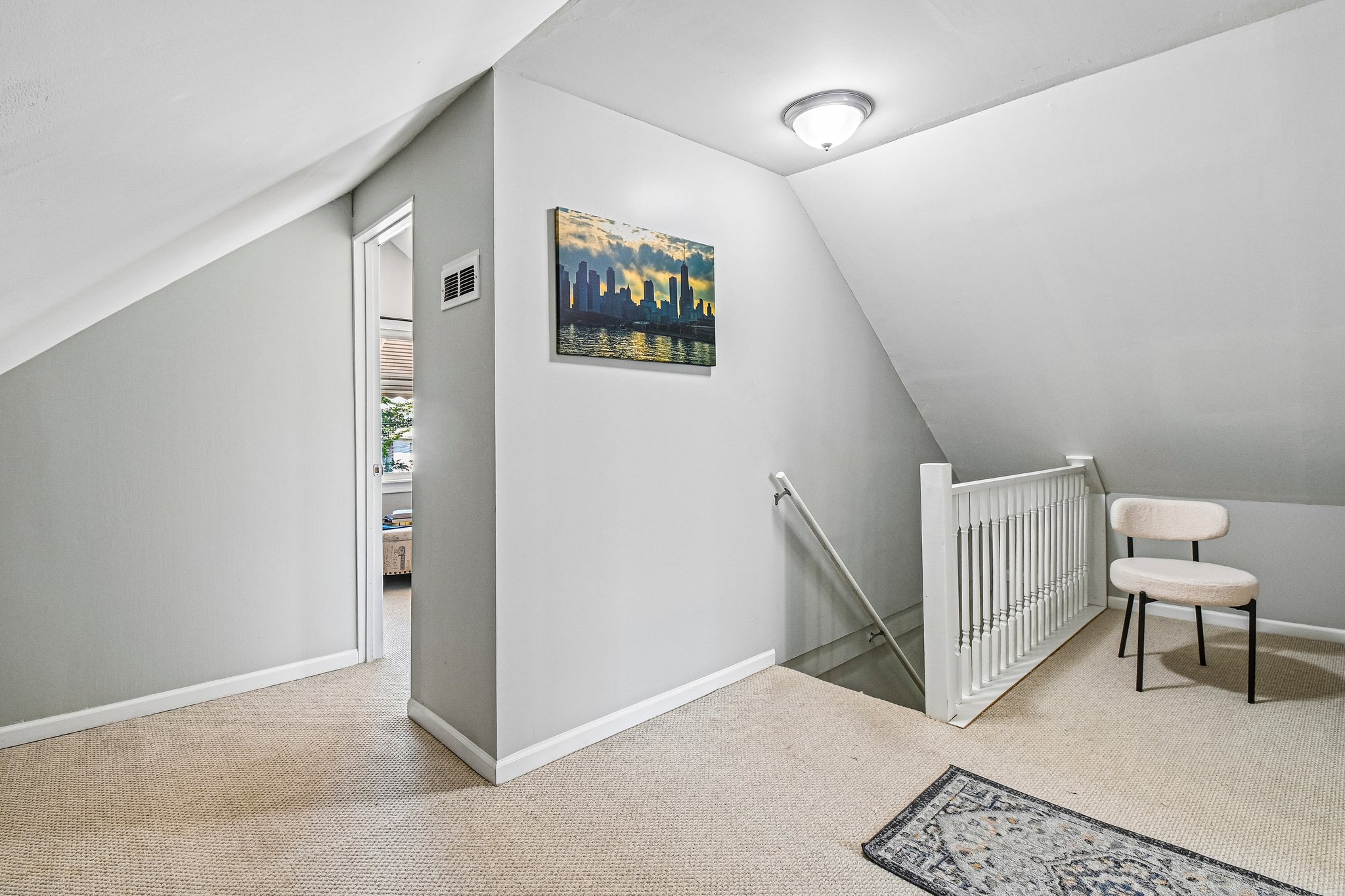 3506 N Narragansett Ave-S0907-032.jpg