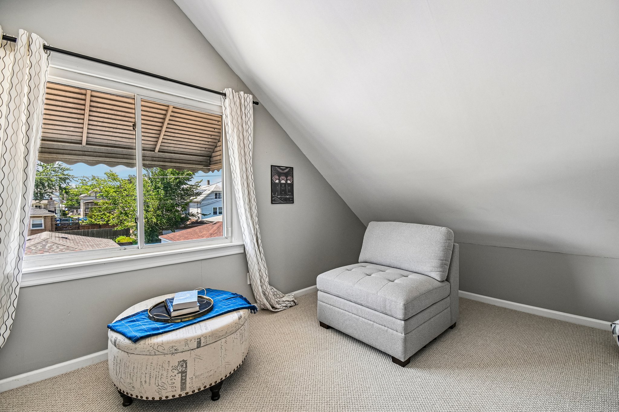 3506 N Narragansett Ave-S0907-033.jpg