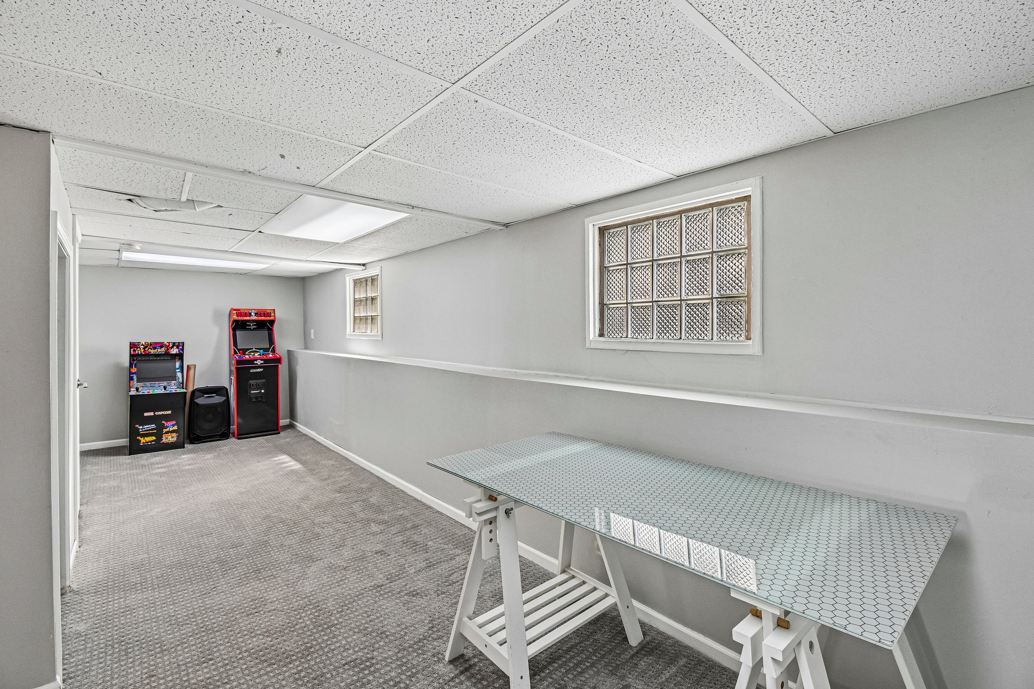 3506 N Narragansett Ave-S0907-042.jpg