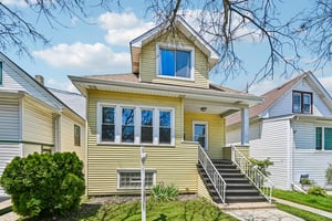 3506 N Narragansett Ave-S0907-002.jpg