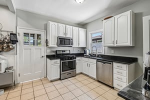 3506 N Narragansett Ave-S0907-012.jpg