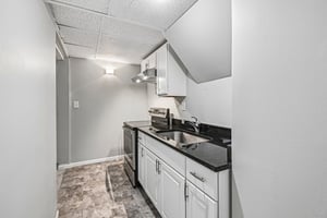 3506 N Narragansett Ave-S0907-017.jpg
