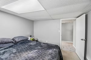 3506 N Narragansett Ave-S0907-050.jpg