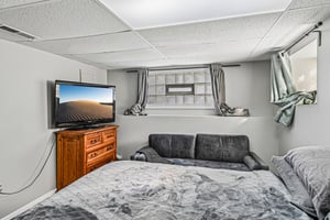 3506 N Narragansett Ave-S0907-055.jpg