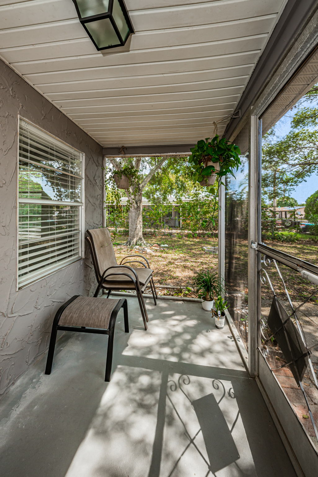 Rear Screened Porch2