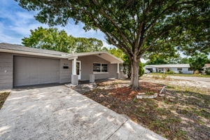 Front Exterior5