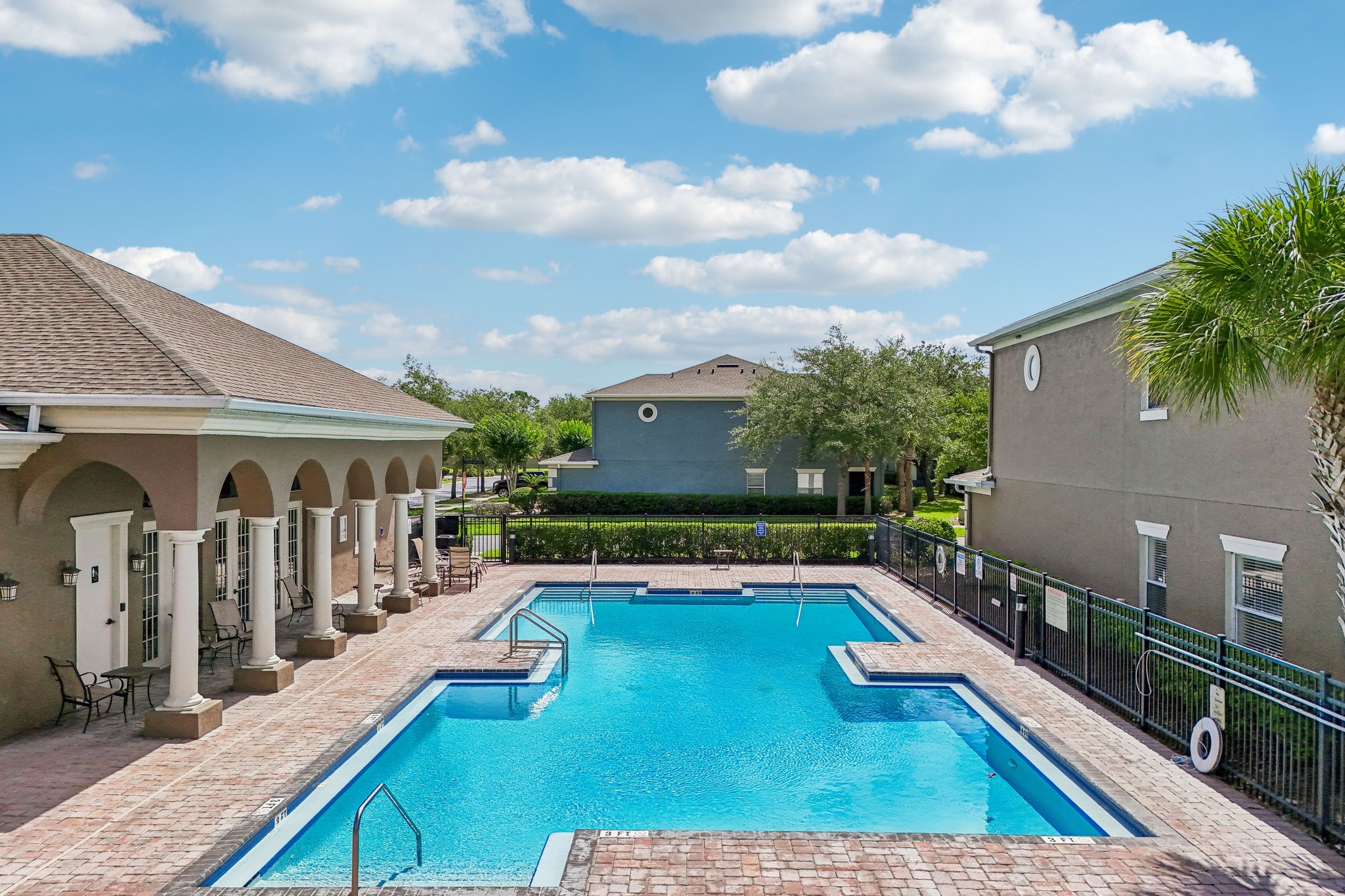 Victoria Pines Dr 150-2805-901.jpg