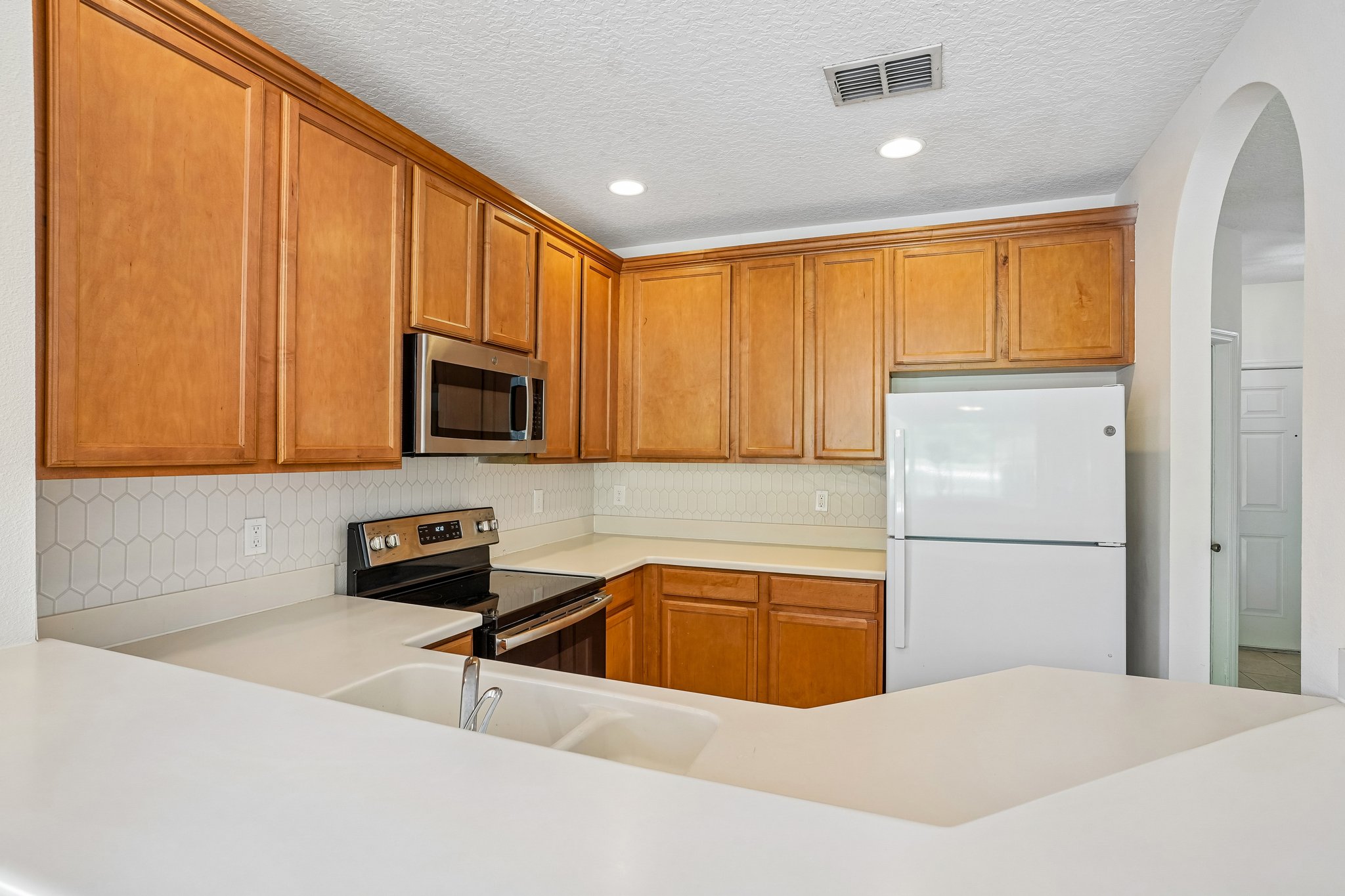 Victoria Pines Dr 150-S2805-015.jpg