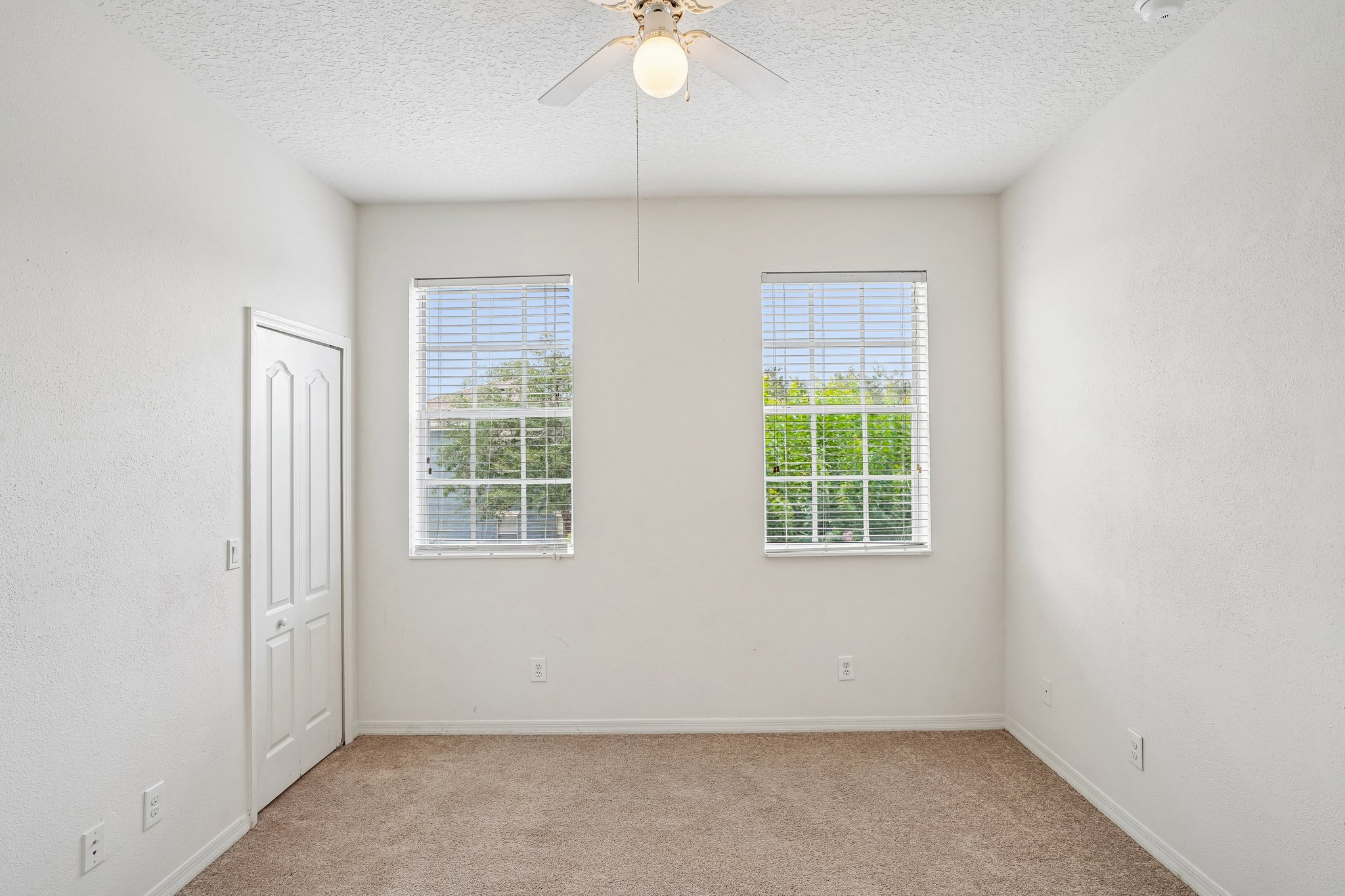 Victoria Pines Dr 150-S2805-025.jpg