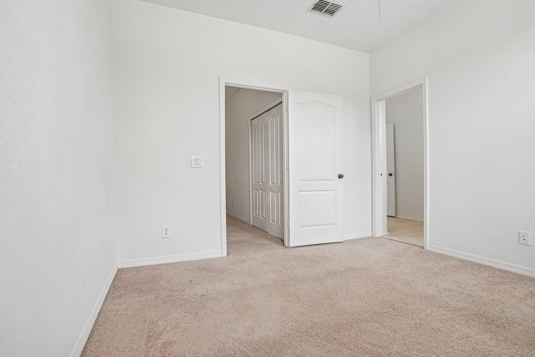 Victoria Pines Dr 150-S2805-026.jpg