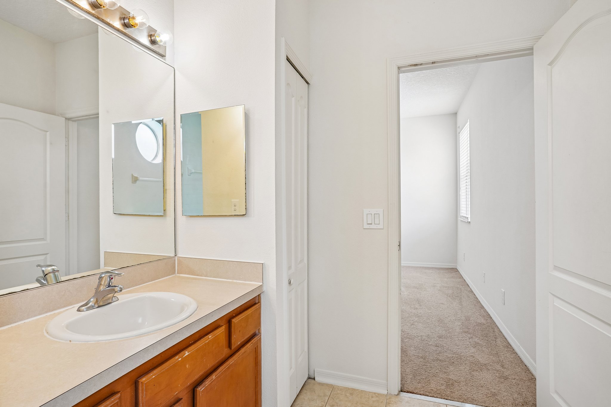 Victoria Pines Dr 150-S2805-029.jpg
