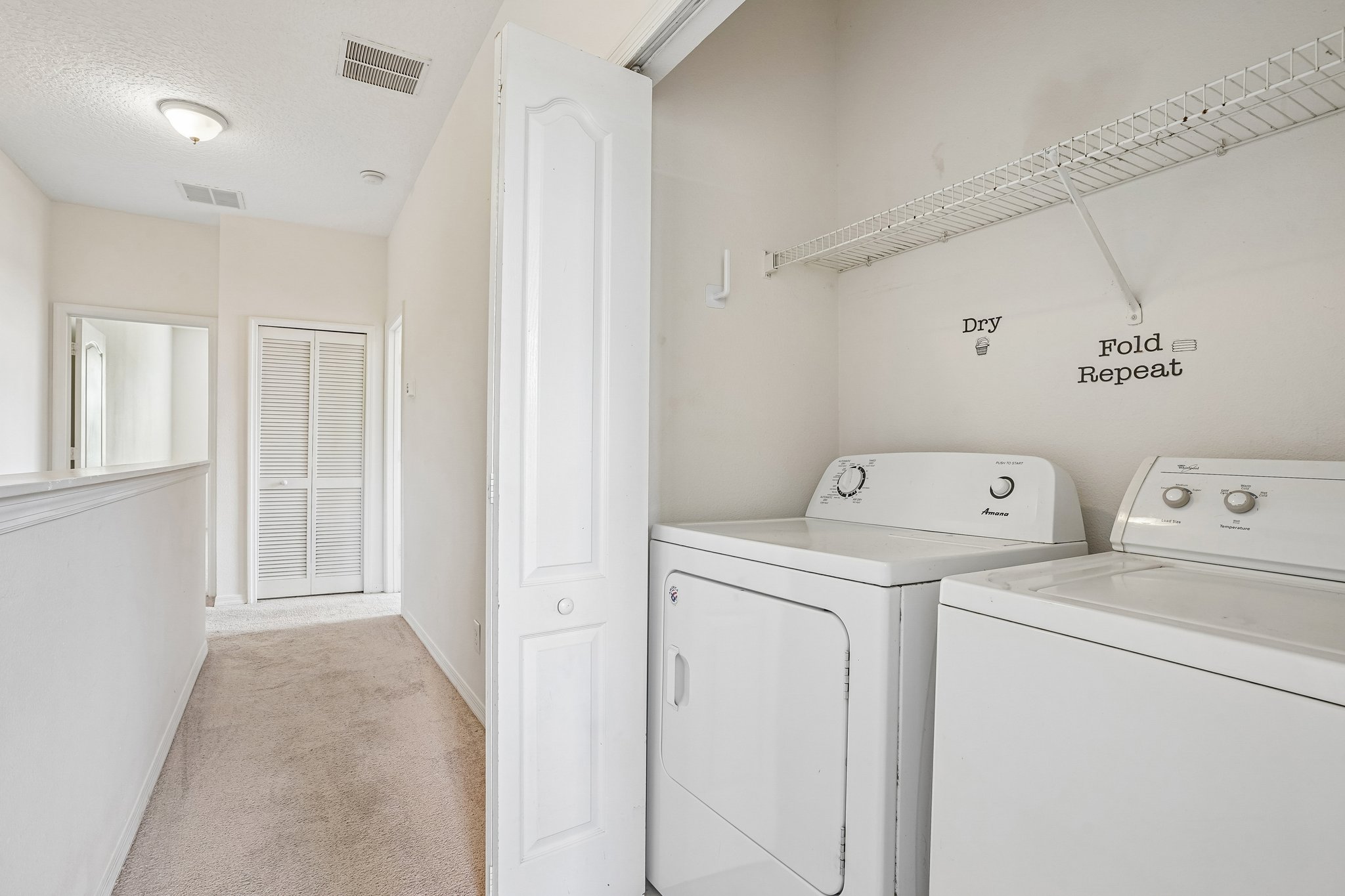 Victoria Pines Dr 150-S2805-033.jpg