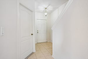 Victoria Pines Dr 150-S2805-004.jpg