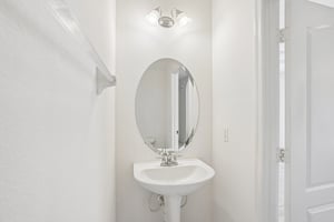 Victoria Pines Dr 150-S2805-016.jpg