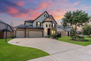 Wonderful curb appeal at 3507 Satton Ranch