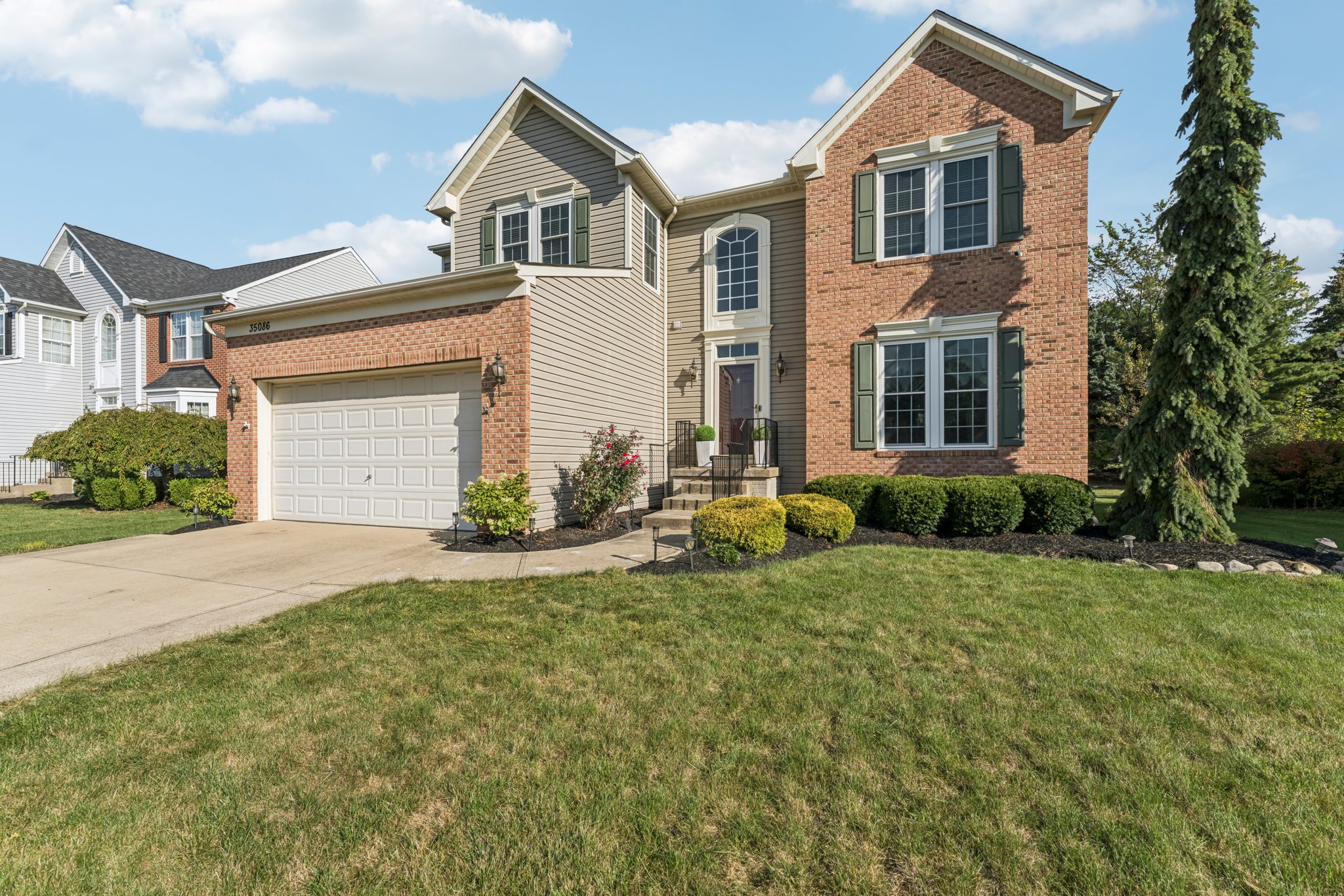 Saddle Creek Dr-S1409-003.jpg