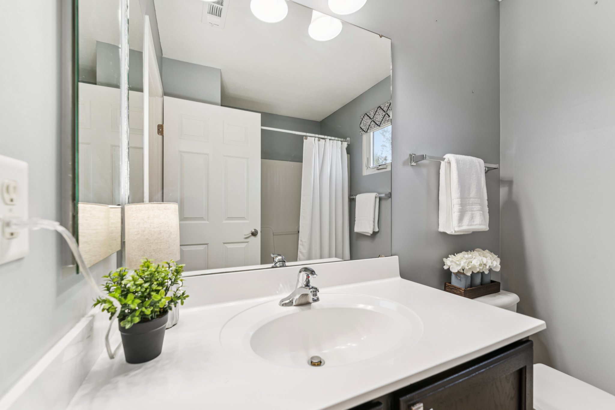 Saddle Creek Dr-S1409-034.jpg